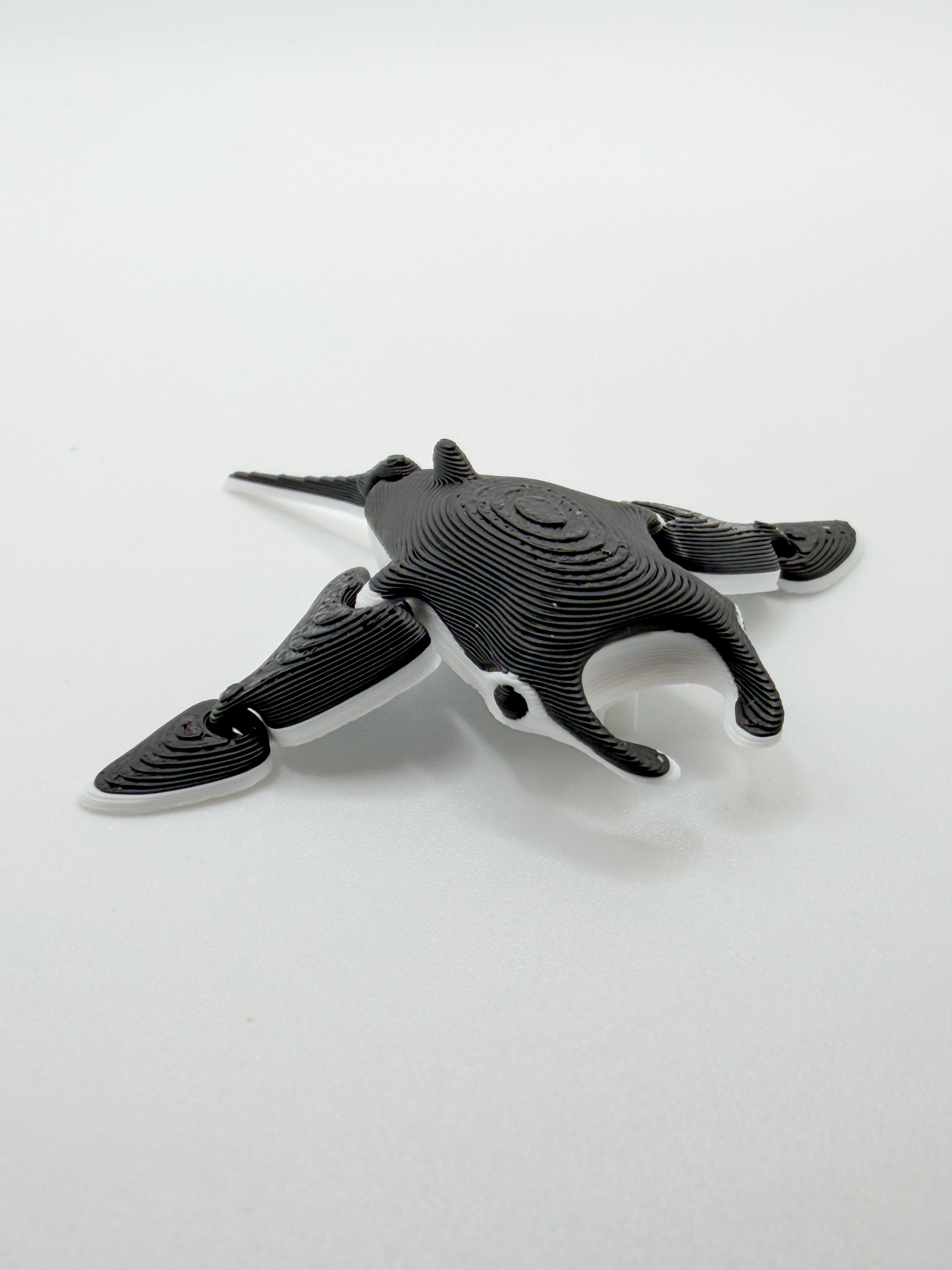 Mandy the Manta Ray Articulated Bookmark Topper